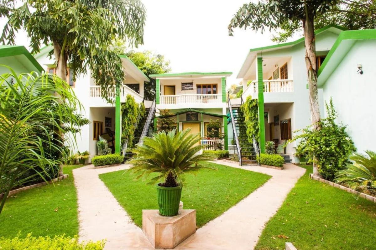Ranthambhore Vatika Resort Sawai Madhopur Exterior foto