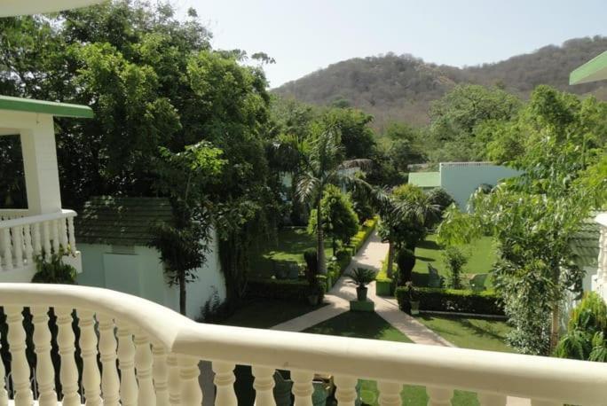 Ranthambhore Vatika Resort Sawai Madhopur Exterior foto