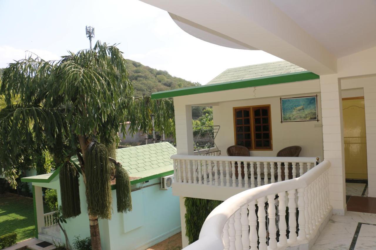 Ranthambhore Vatika Resort Sawai Madhopur Exterior foto